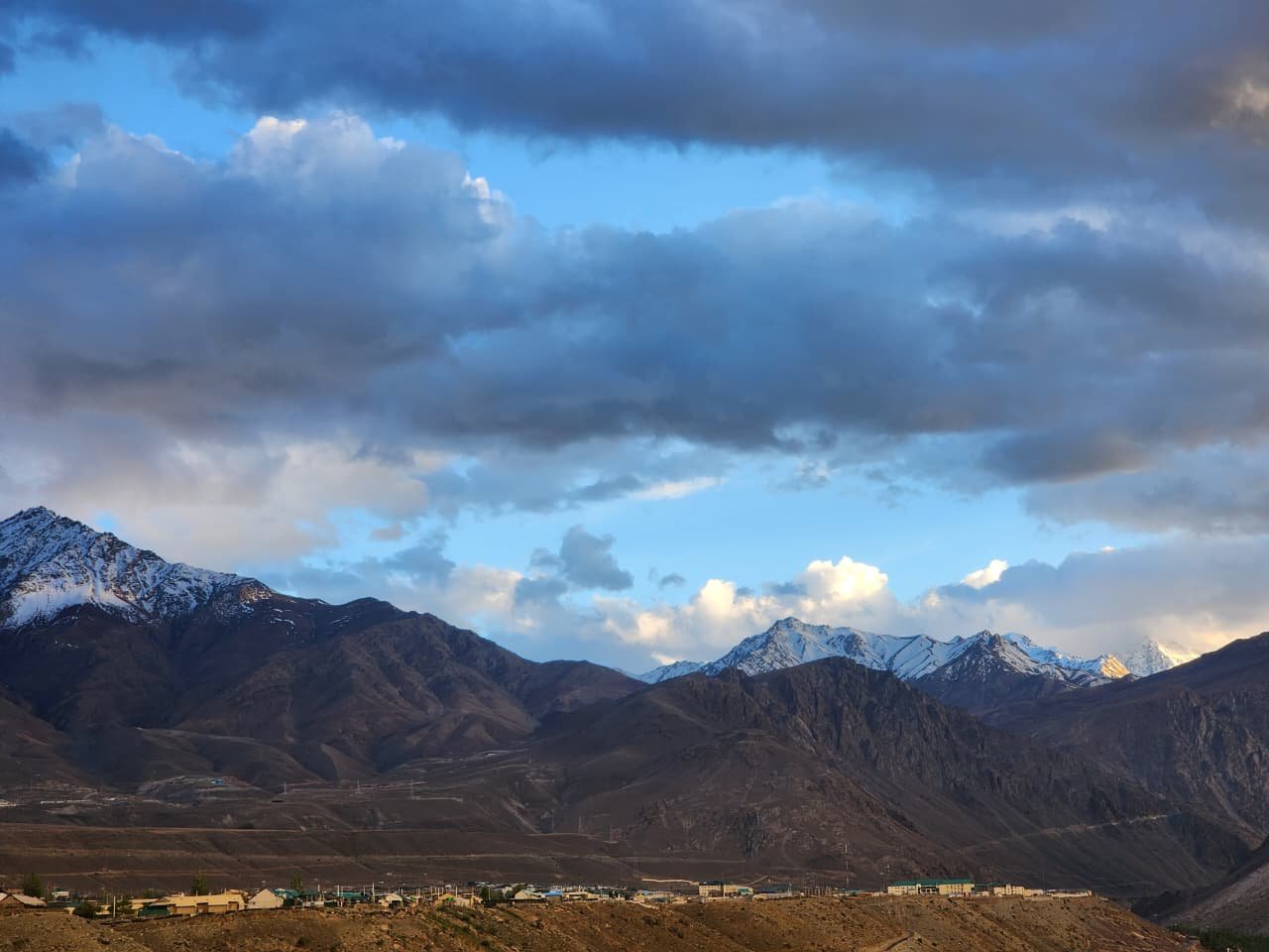 Mountain view near Riverside Royale